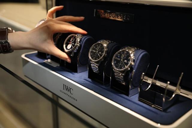 瑞士頂級(jí)鐘表展首度登陸中國(guó)，上海迎來(lái)九款全球首發(fā)時(shí)計(jì)盛宴